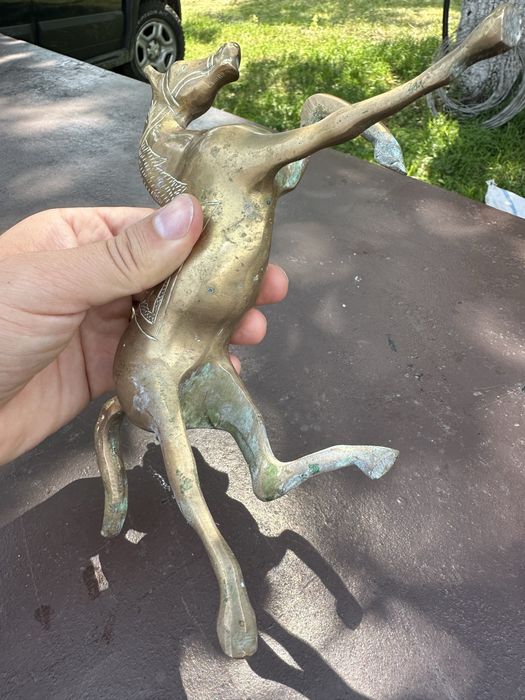 Statuetă cal din alamă, gravată manual, vintage