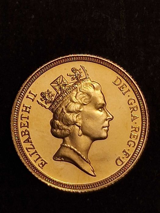 Златна Монета Петорен Британски Суверен 2005 и 2002, 1 и 1/2 суверен