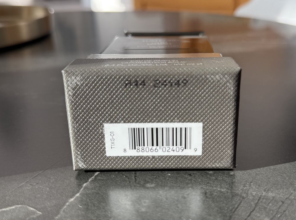 Tom Ford oud wood