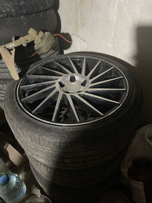 Keskin Hurricane 5x112 R18 8J ET45 Audi Mercedes VW