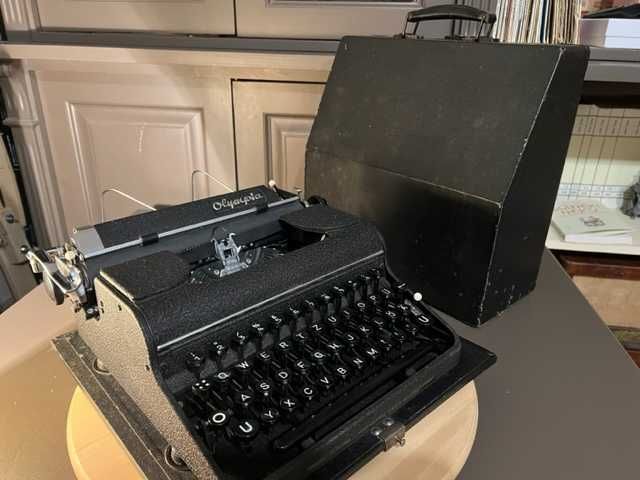 Olympia SM1 / Orbis - masina de scris din colectia proprie