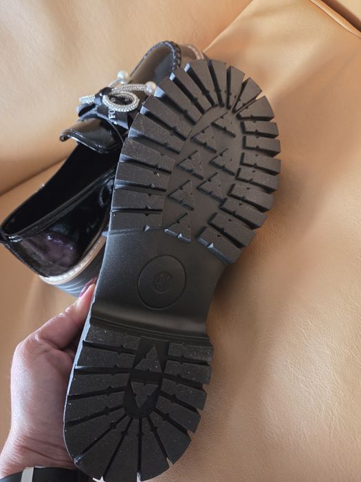 Нови дамски лофери