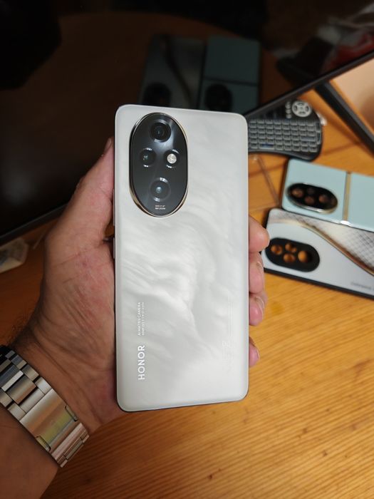 Honor 200 pro - малко изпозван