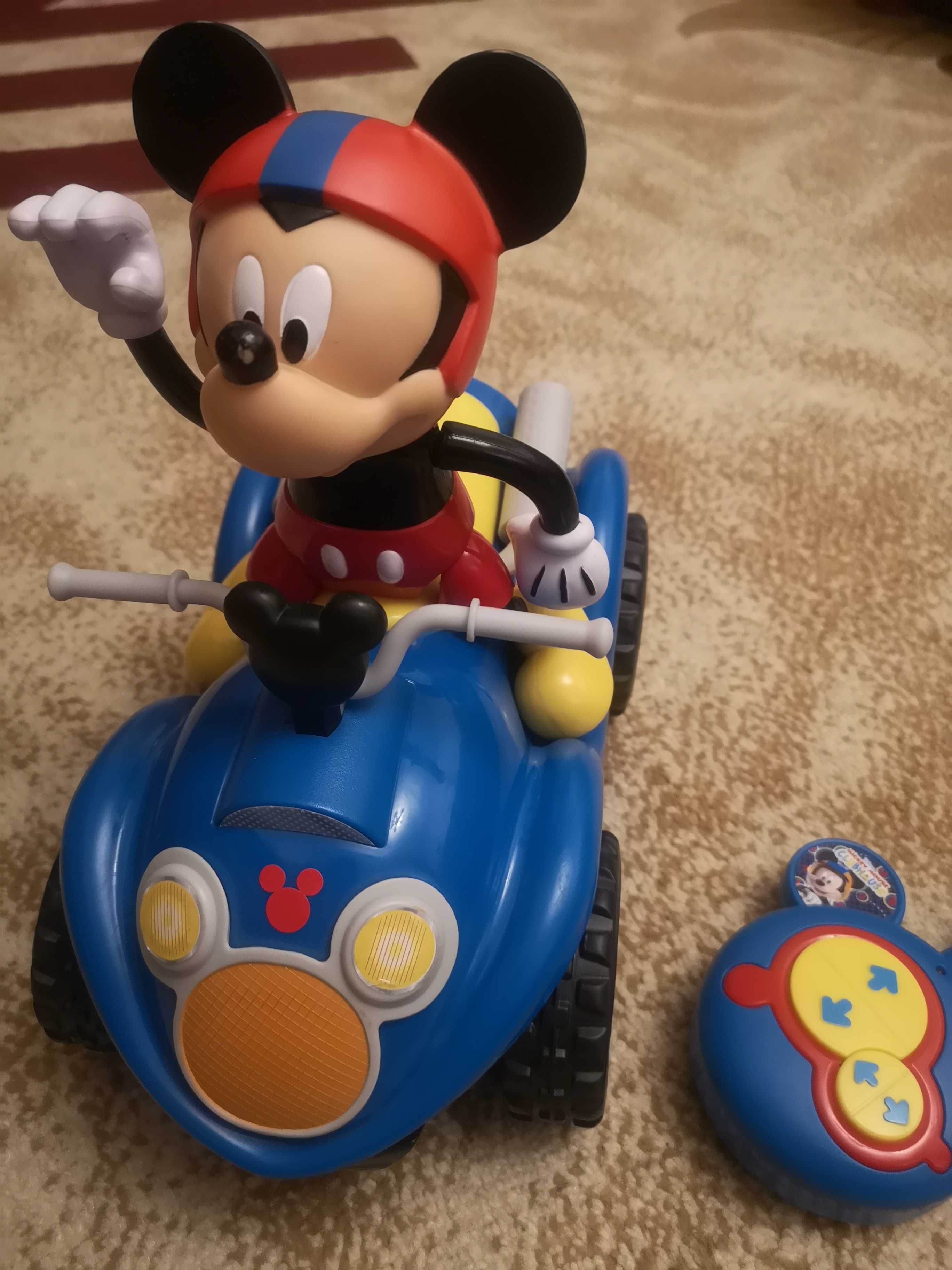 Mașina cu telecomanda Mickey Mouse