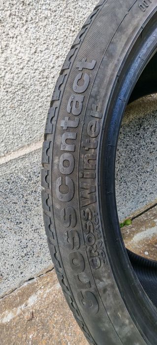 Зимни гуми 295/35/21 Continental
