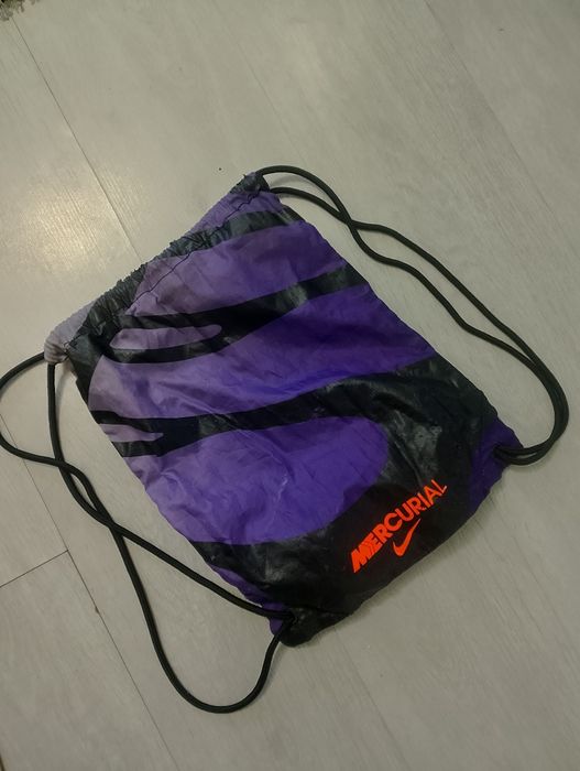 Vând ghete de fotbal Nike Mercurial Superfly TN, mărimea 40.5