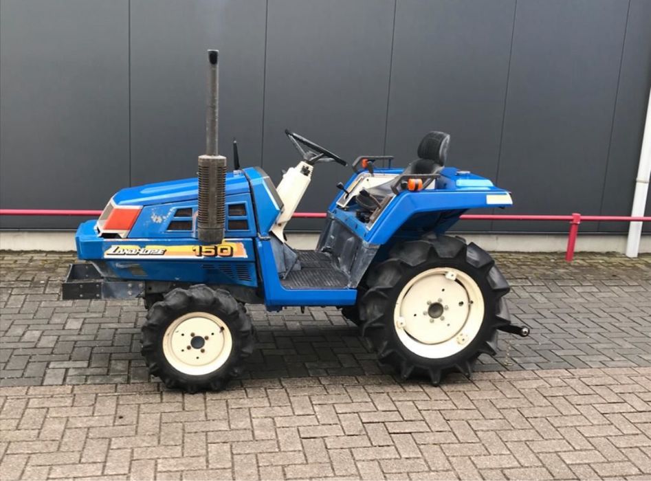 Tractor Iseki tu 150