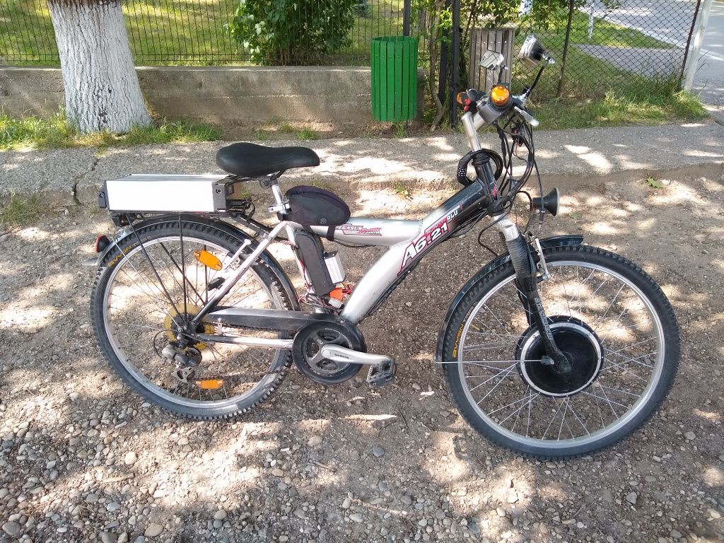 Vând bicicletă electrică Pegasus A6-21