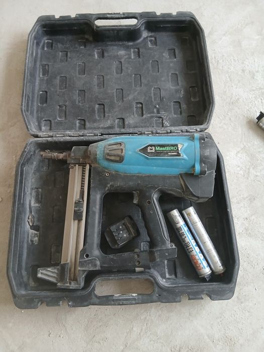 Газовый пистолет