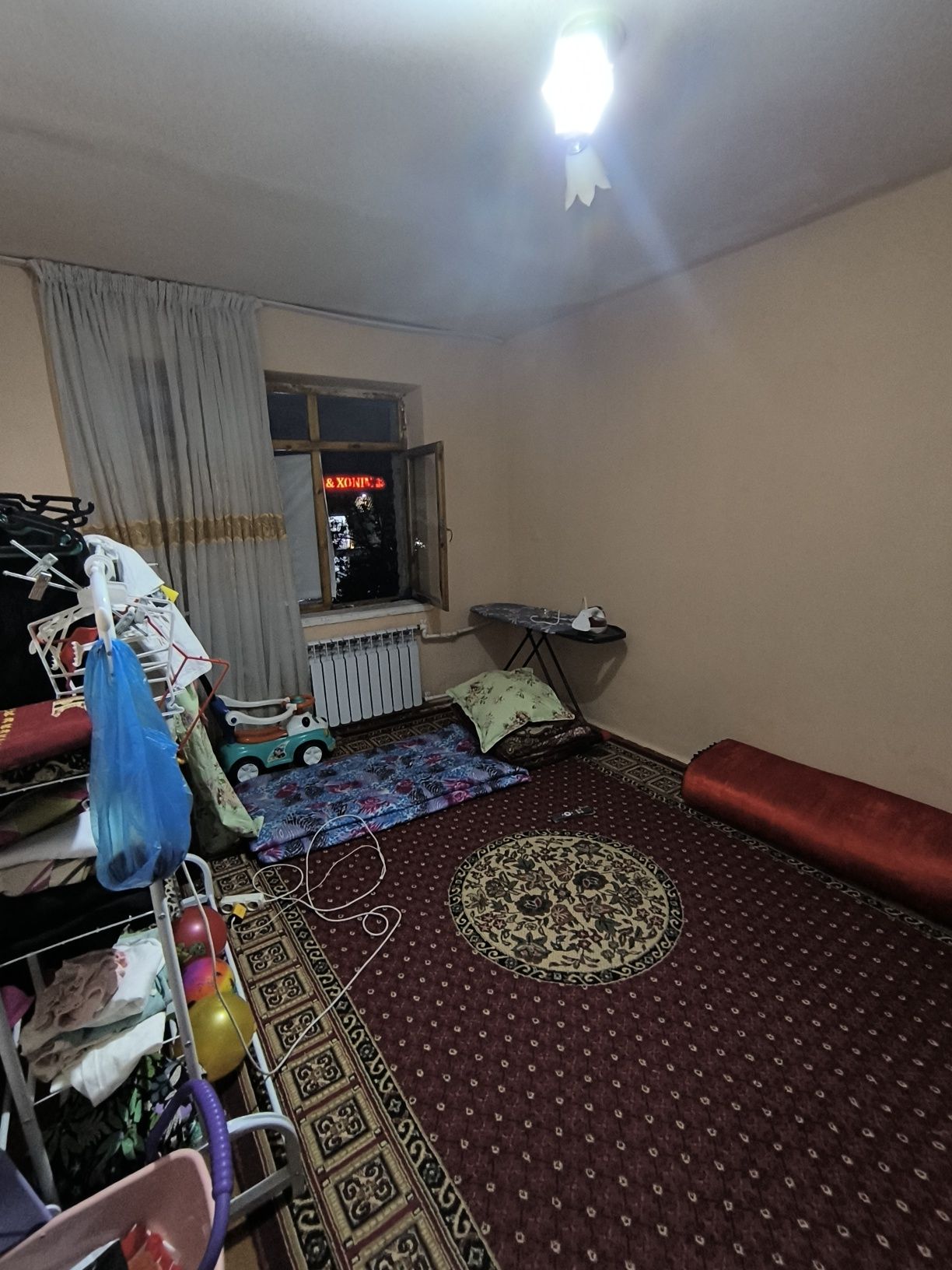 Продается однокомнатная квартира в городе Янгиюле.