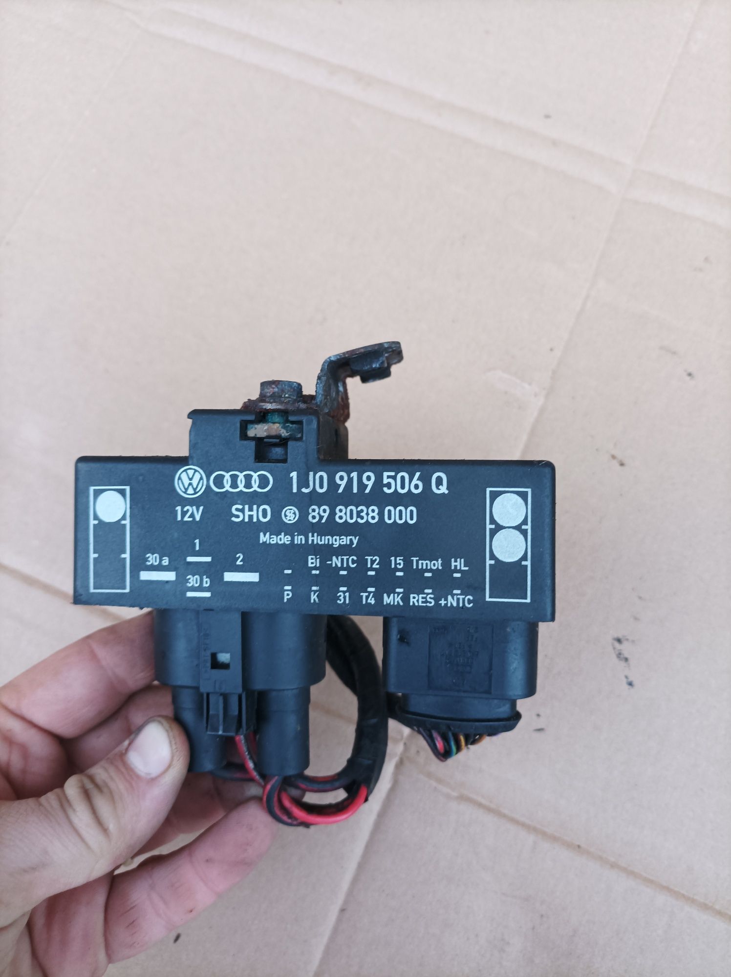 Releu electroventilatoare / relee Volkswagen Golf 4 Bora