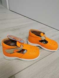 Sandale fetite portocali