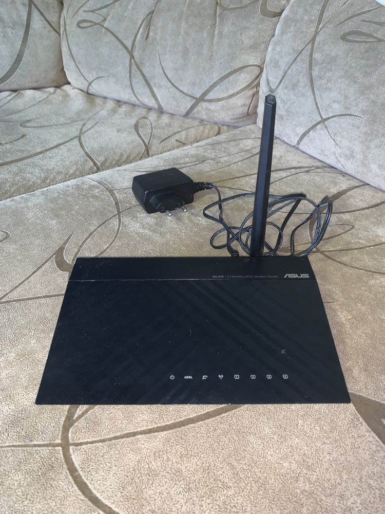 Продам Роутер asus dsl n10