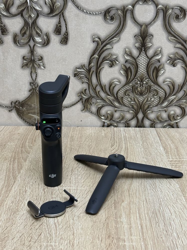 DJI Osmo Mobile 6