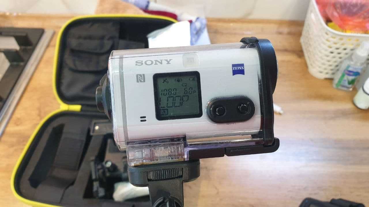 Видеокамера экшн Sony HDR-AS200V
