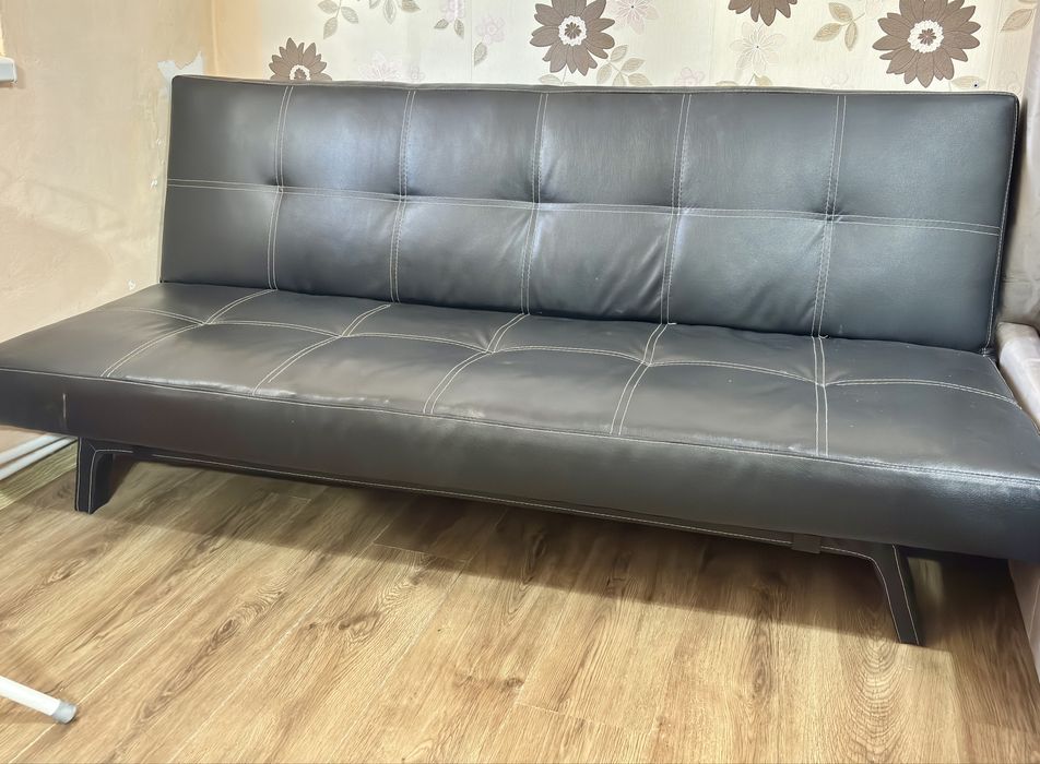 Canapea extensibilă