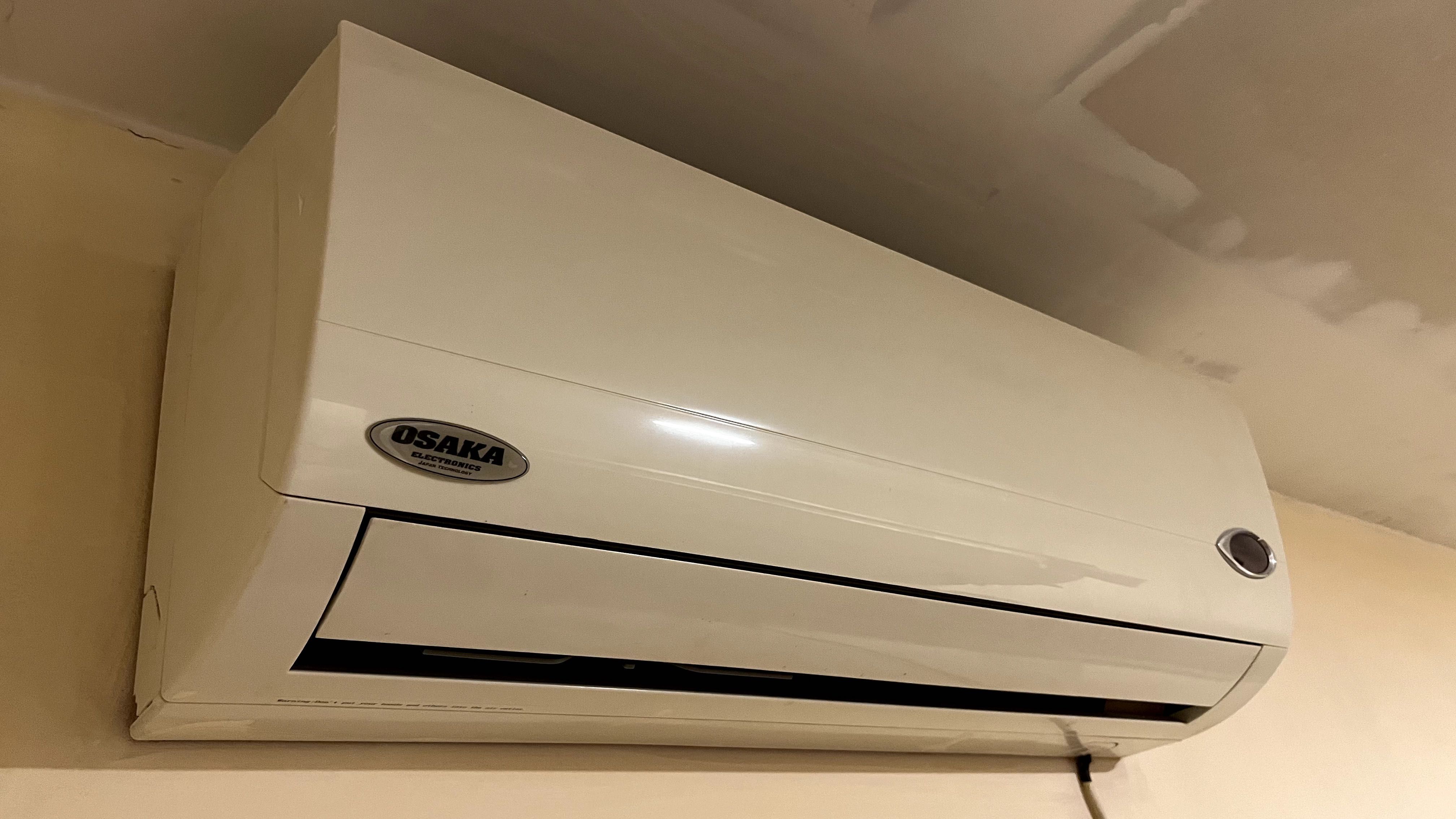 Климатик ОСАКА/OSAKA eletronics конвенционален 12-ка.