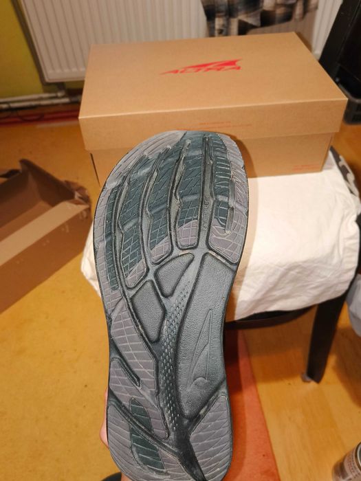 Маратонки за бягане Altra FWD VIA