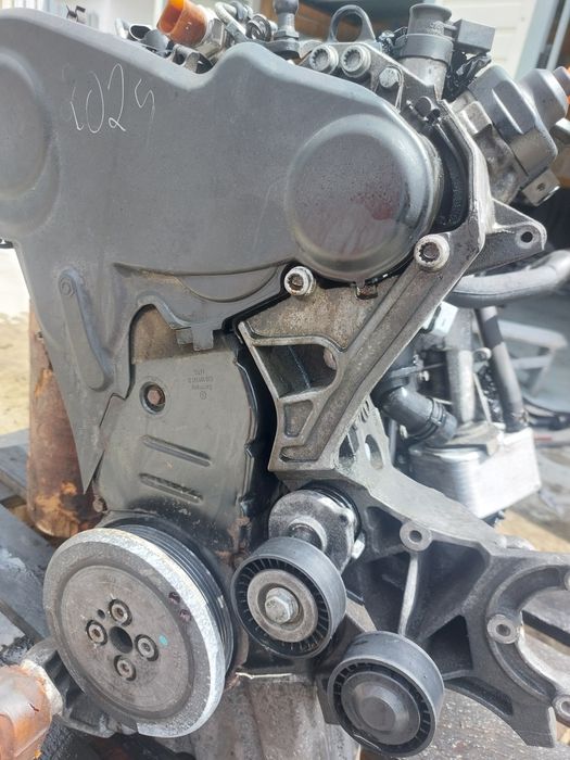 Motor AUDI A6 C6 4F / AUDI A4 B8 2.0 TDI EURO 5 COD CAG