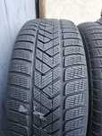 Vând patru anvelope de iarna pirelli 235 60 18 dot 4417
