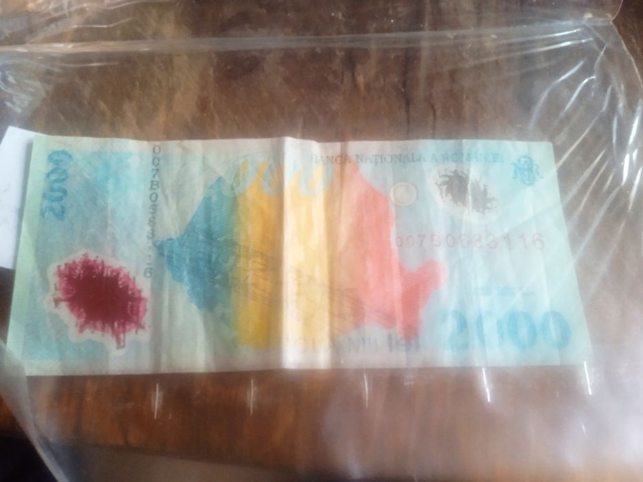 Vind monede și bacnote