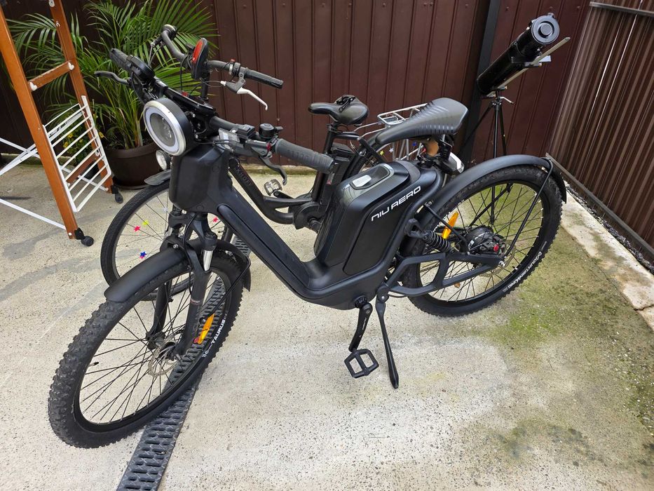 Bicicleta ful electrica niu aero