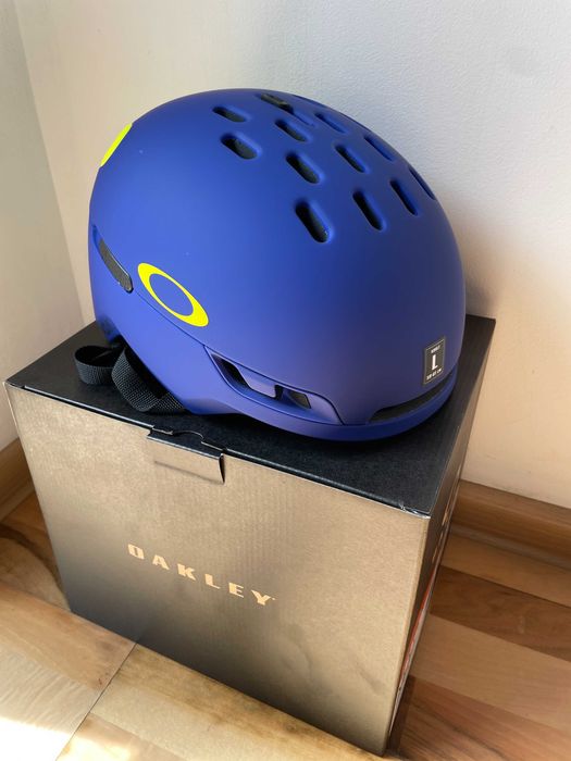 Ски / сноуборд каска Oakley MODBC, размер L