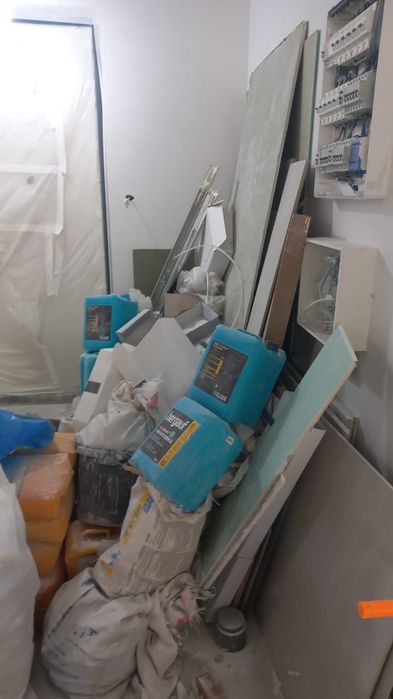 Вывоз мусора Вывоз строительного мусора