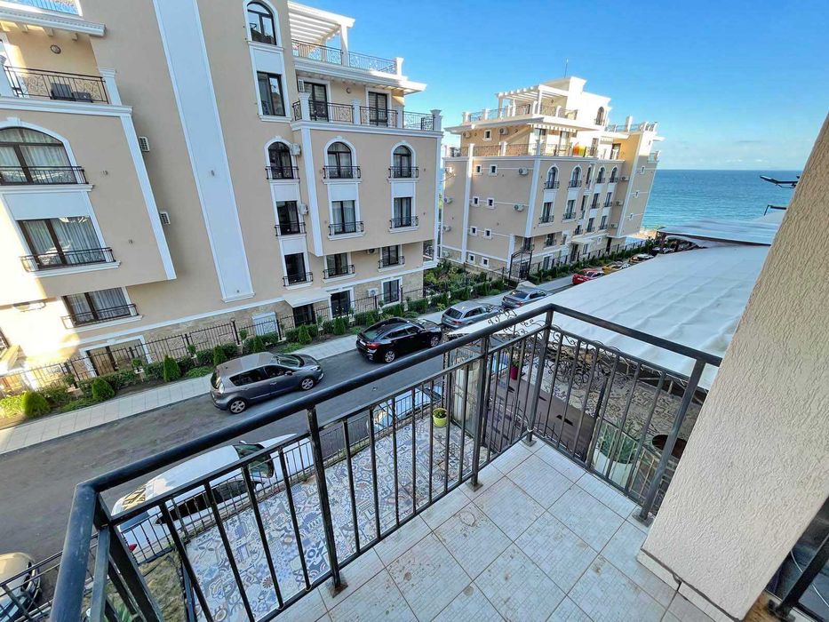 Продава се Тристаен апартамент в Свети Влас - 114 кв.м за 1009 €/кв.м - Снимка #16