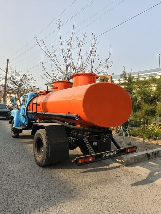 Бинзавоз сотилади мотор каробка яхши балонлари  80%90 йил 1990