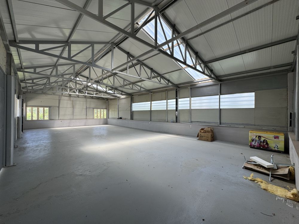 Mihaesti Spatiu Comercial - Constructie 269mp Hala 200mp Teren 3200mp