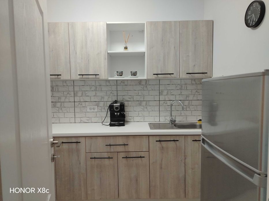 Apartament cu o camera în bloc nou