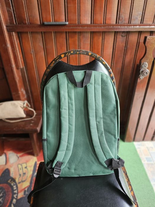 Ghiozdane noi, cu etichetă- 4 bucăți