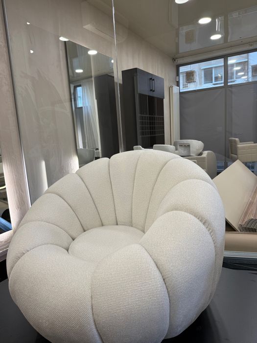 Фотьол  и табуретка комплект