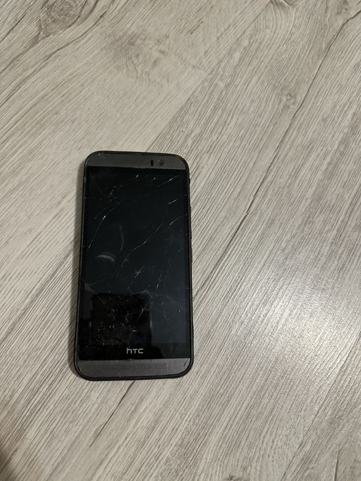 Продам телефон