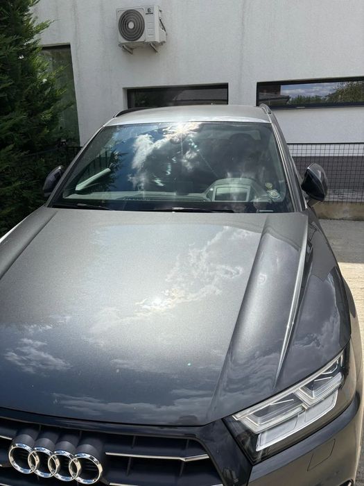 Audi Q5 ⚙️ Motorizare 55 TFSI e – 367 CP (2.0 Turbo Hybrid) – combinația perfe