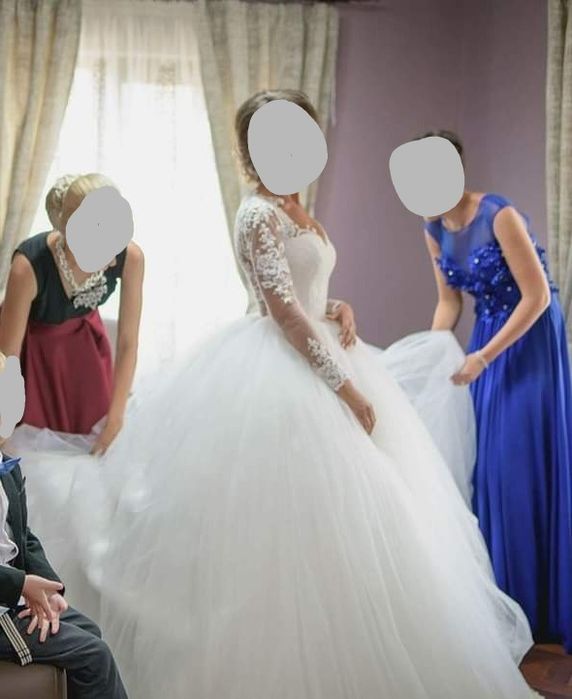Vand rochie de mireasa