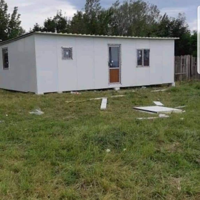 Vindem case pe structură ușoară