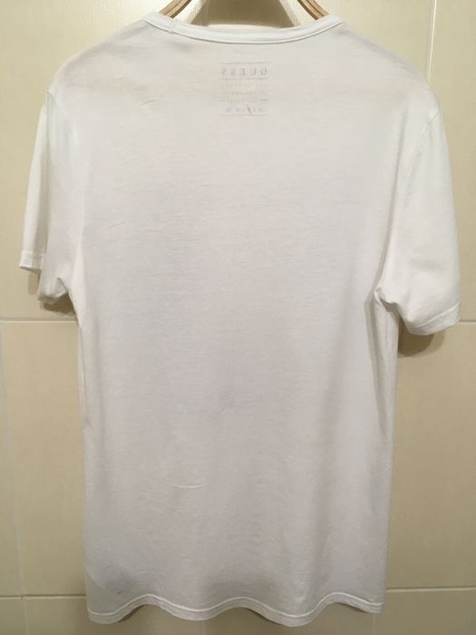 Guess - Tricou dama cu imprimeu