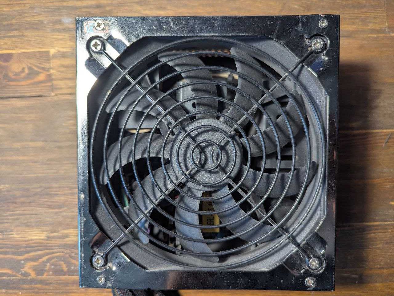 Блок Питания: FSP500W