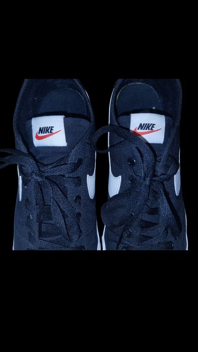 Vând Nike Court CNVS