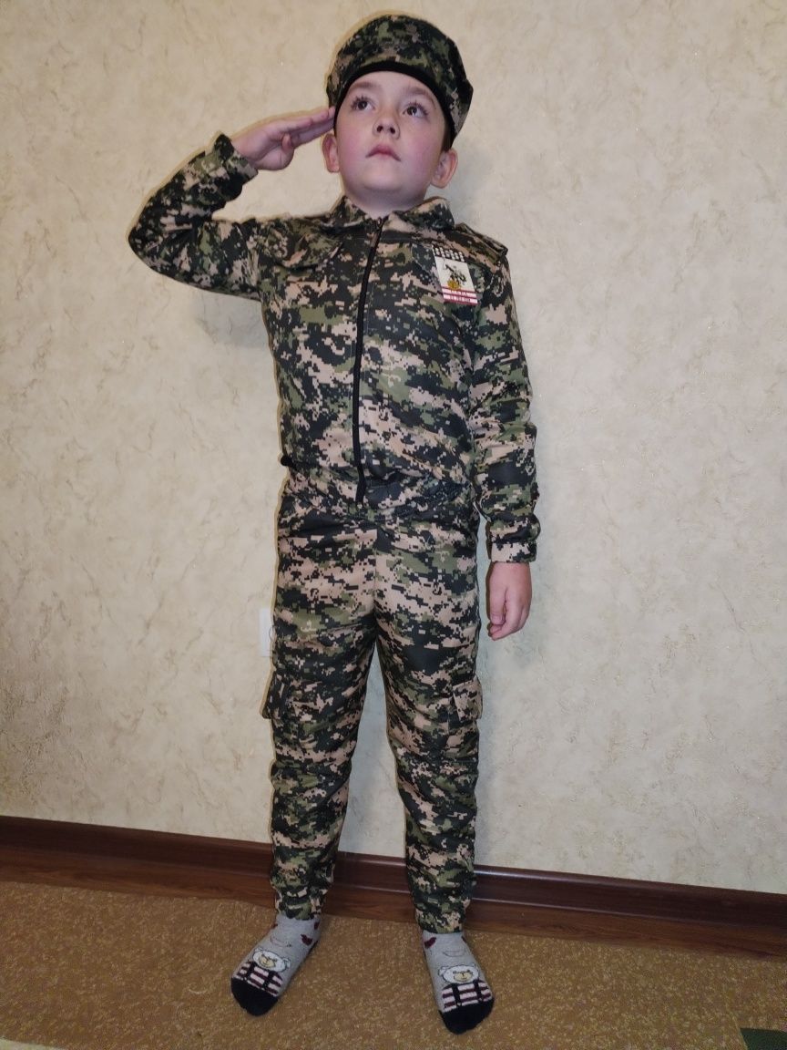 Военный костюм от3-11  лет. Новый