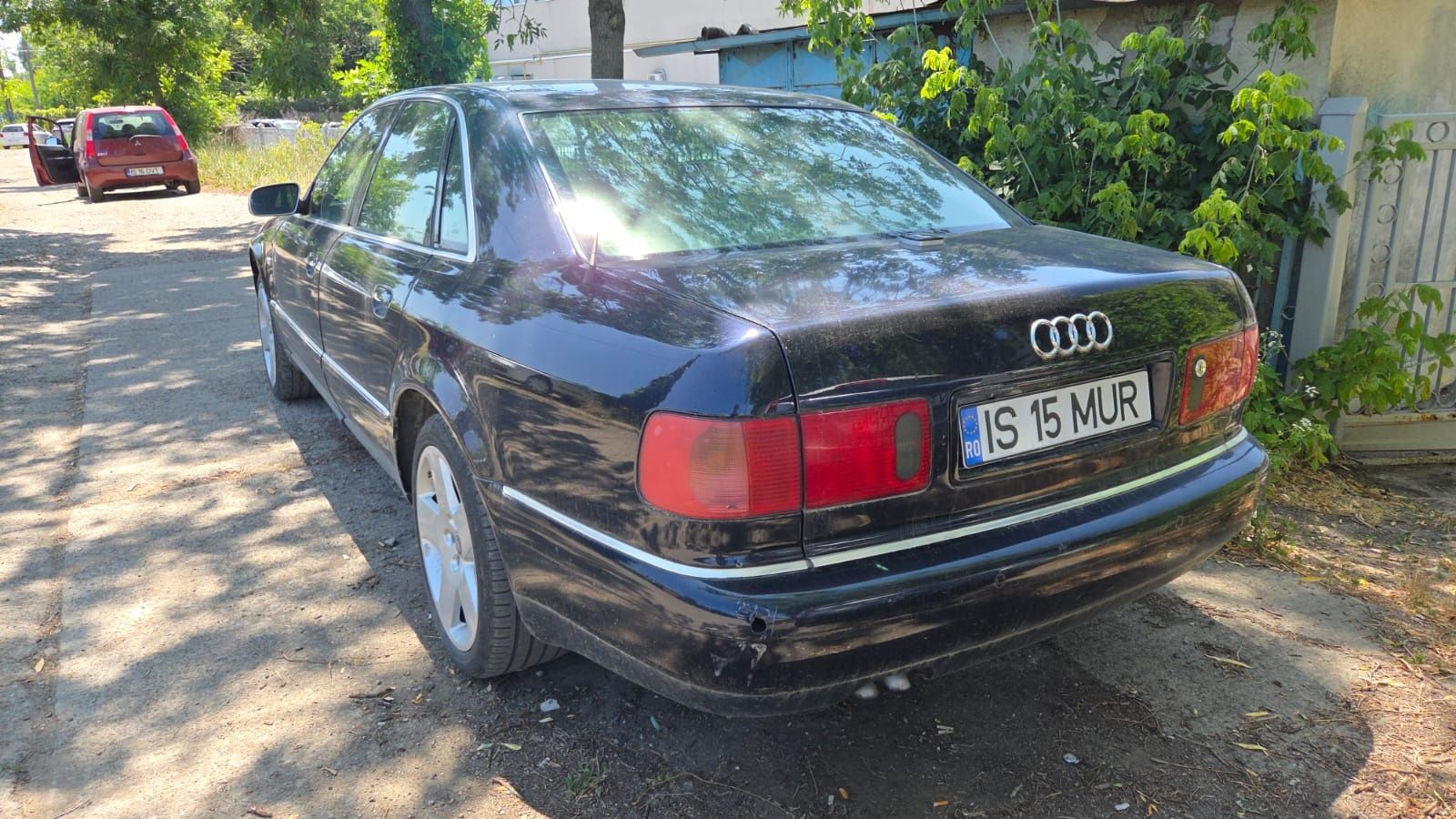 Vand Audi A8 D2 2.5 AKE
