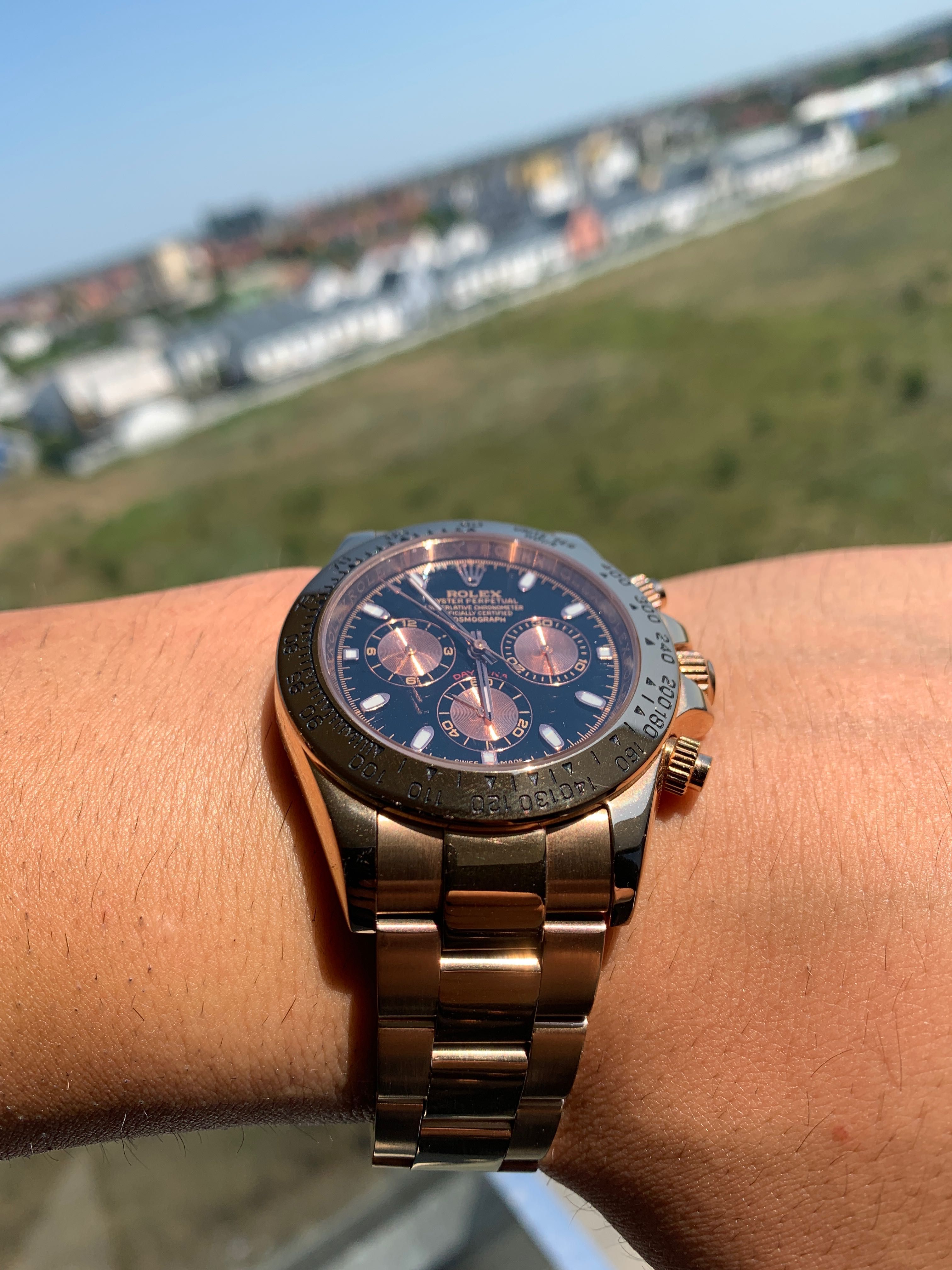 Rolex Daytone Cosmograph Black Dial Everose Gold