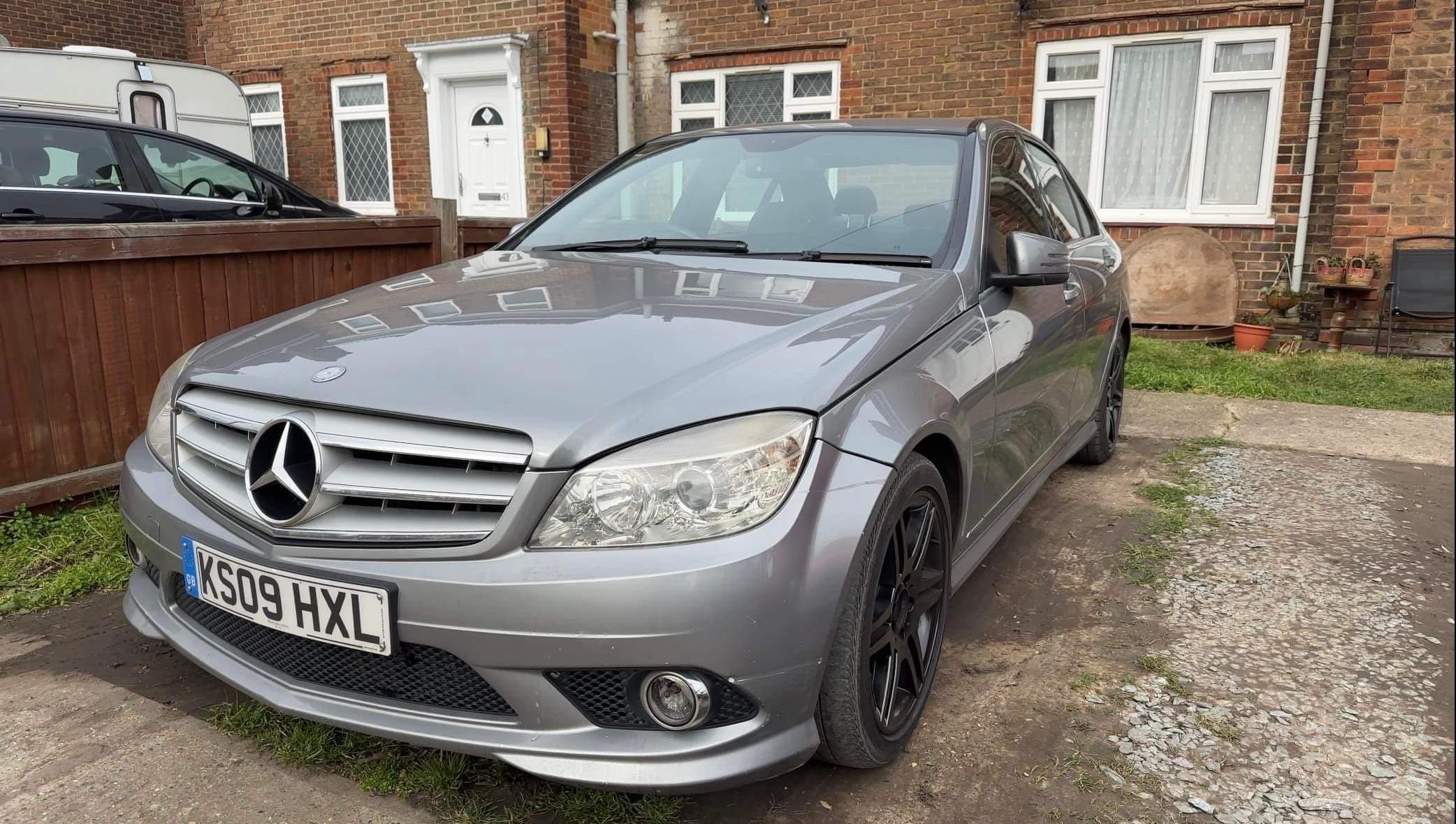 Mercedes C-class W204 220CDI(651 мотор) , автомат ,AMG пакет