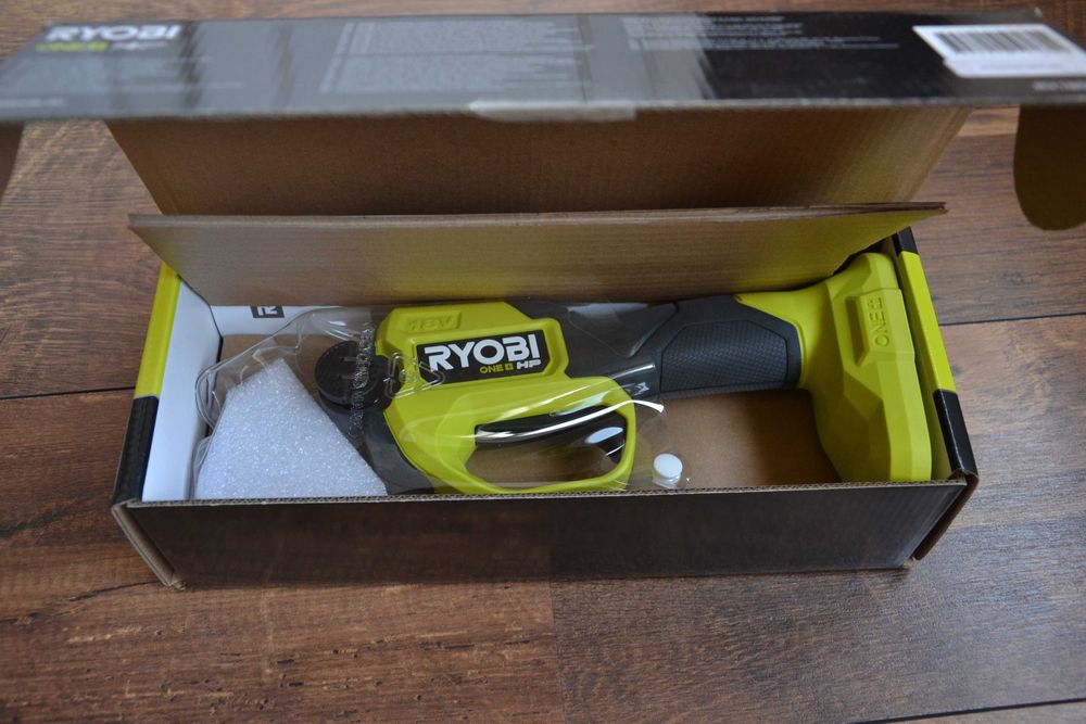Нова, акумулаторна, безчеткова ножица Ryobi 18V