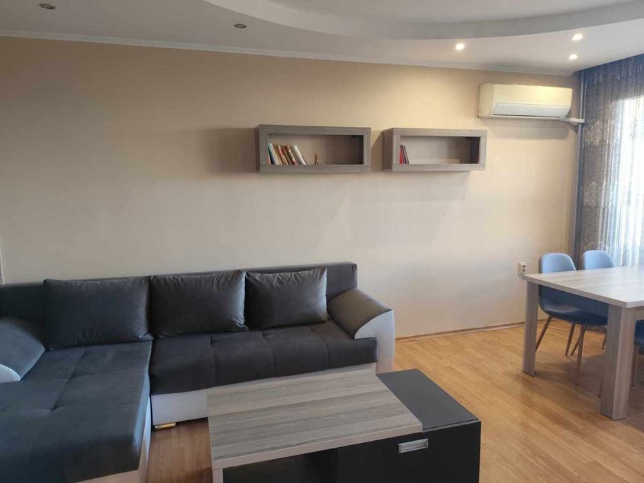 Дава се под наем Двустаен апартамент в Пловдив, Въстанически - 68 кв.м за 300 € - Снимка #13