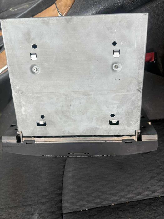 Продавам Навигация AMG