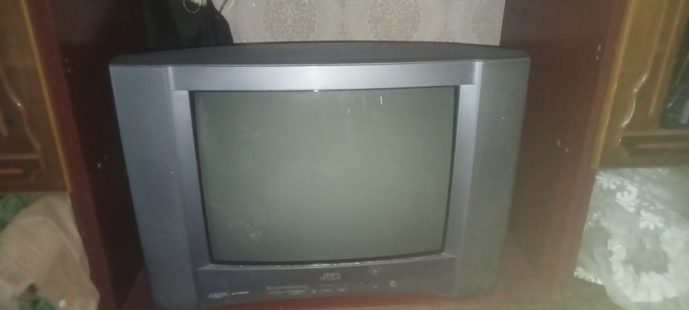 Продам телевизор