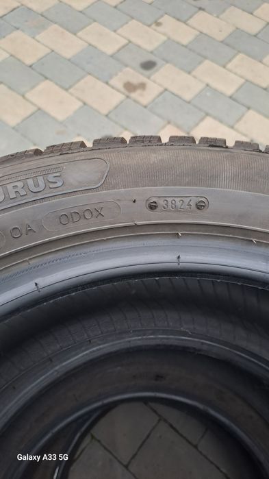 Anvelope de iarna pe 17 , 225 , 50 r17